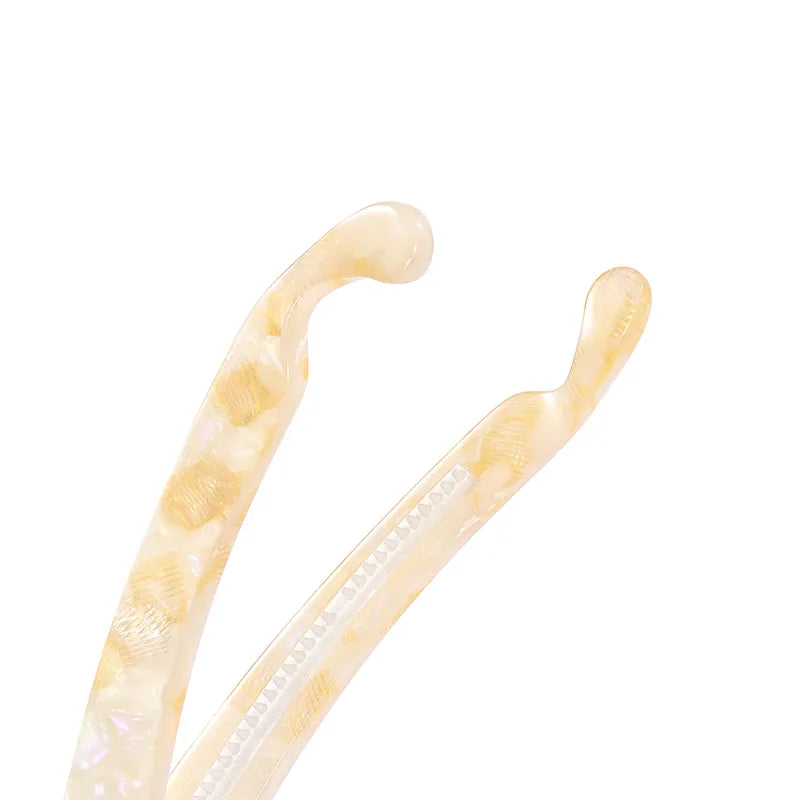 Coral Classic Banana Clip - EVITA PERONI OFFICIAL