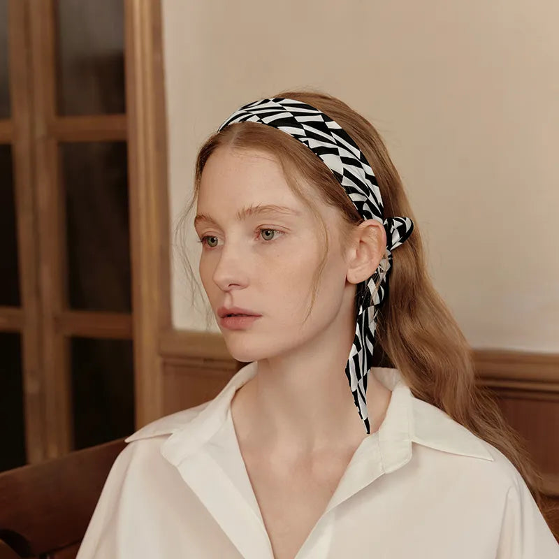 Mulberry Silk Julia Medium Scrunchie with Bow Tail - EVITA PERONI OFFICIAL