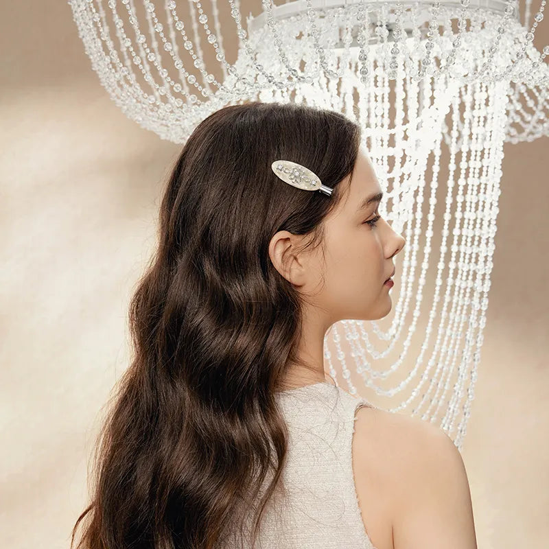 Classical New Era Tia Crystal Pelican Clip - EVITA PERONI OFFICIAL