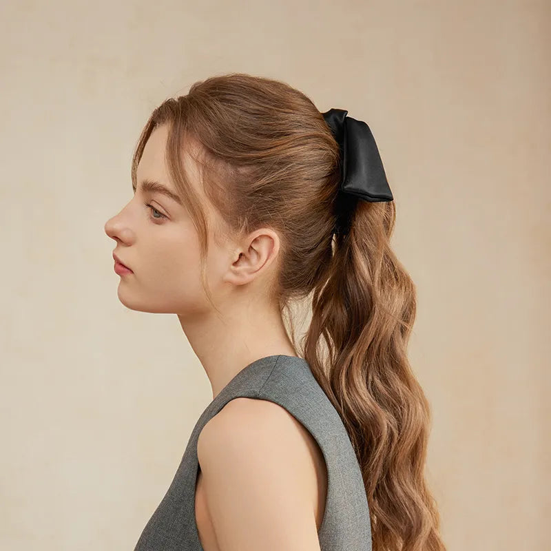Clara Bendable Bow Shape Banana Clip - EVITA PERONI OFFICIAL