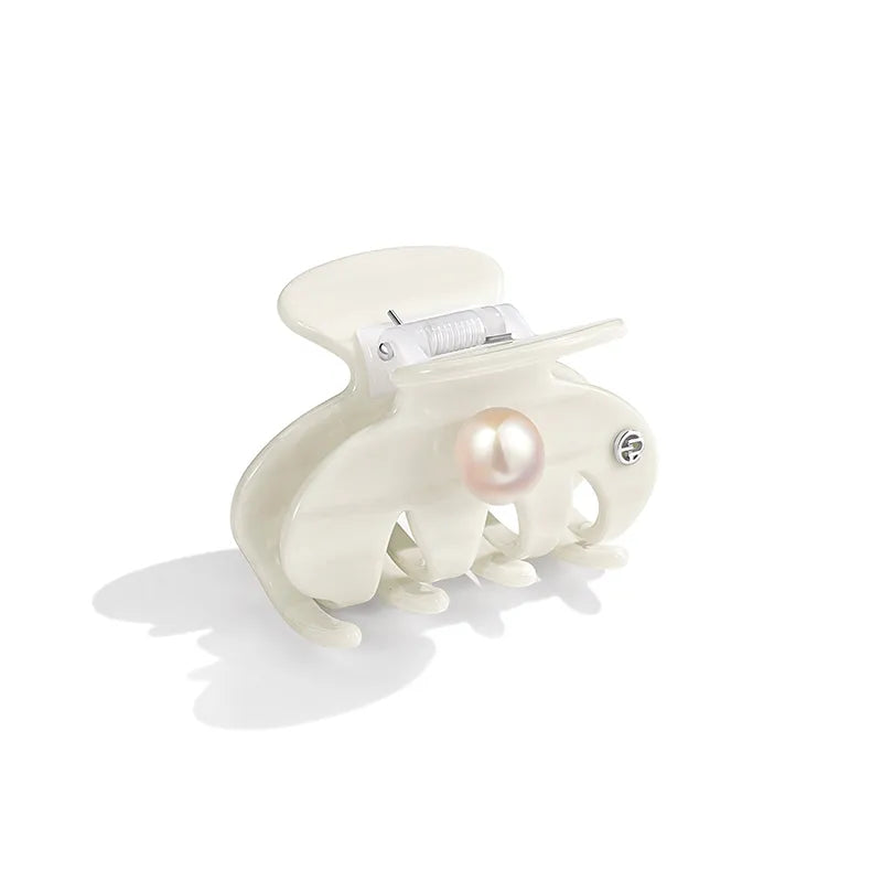 Alexandra Pearl Medium Hair Claw - EVITA PERONI OFFICIAL
