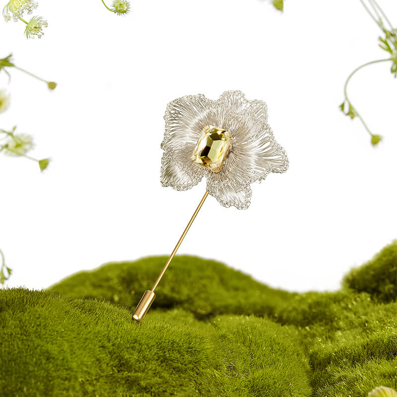 Venerada Brooch - EVITA PERONI OFFICIAL