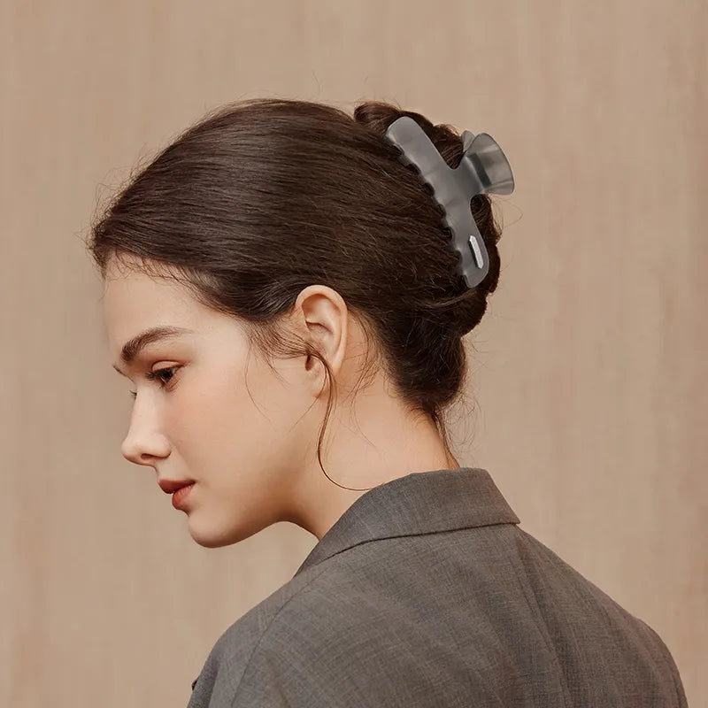 Grey Style Freya XL Hair Claw - EVITA PERONI OFFICIAL