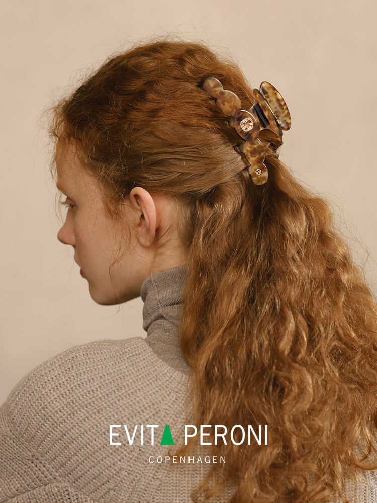 Diamond Large Hair Claw - EVITA PERONI OFFICIAL