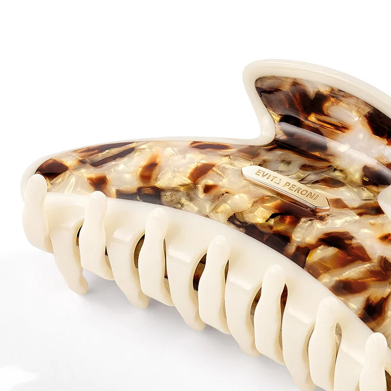 Hilary Large Hair Claw - EVITA PERONI OFFICIAL