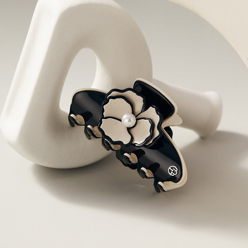 Isabella Medium Hair Claw - EVITA PERONI OFFICIAL