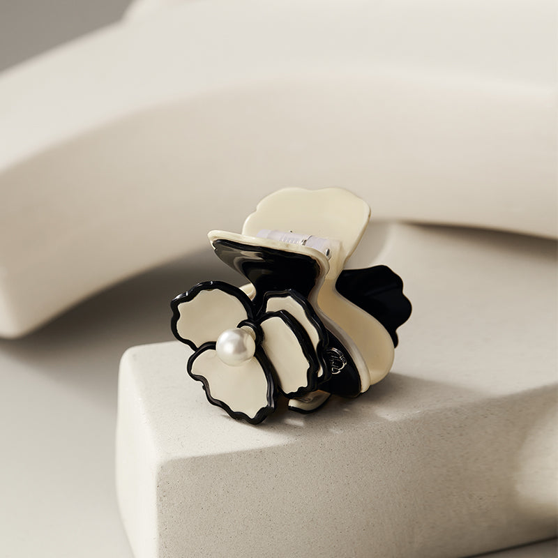 Isabella Mini Hair Claw - EVITA PERONI OFFICIAL