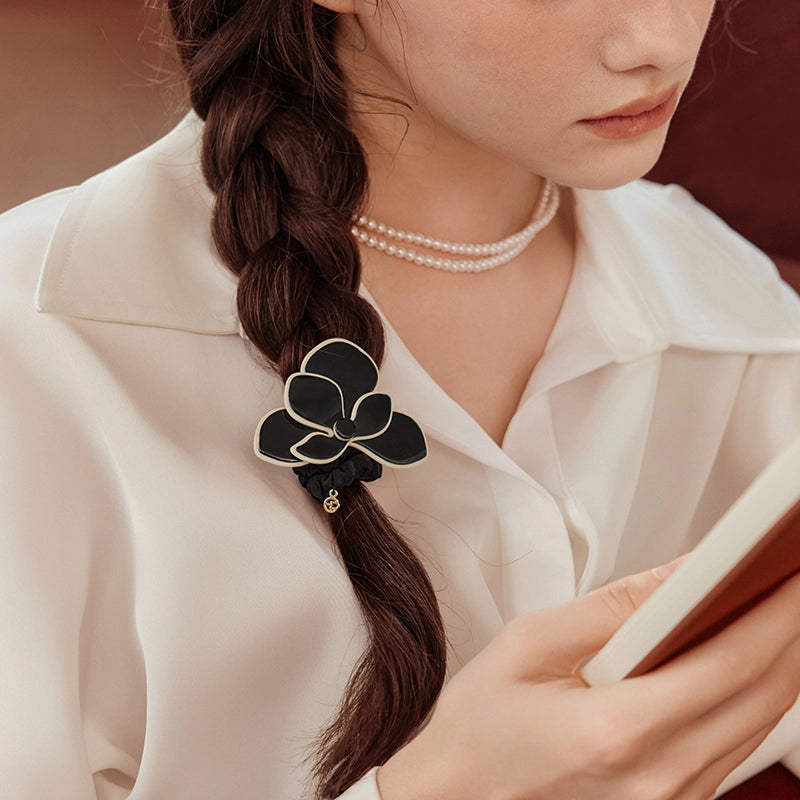 Aranya Flower Hiar Tie - EVITA PERONI OFFICIAL