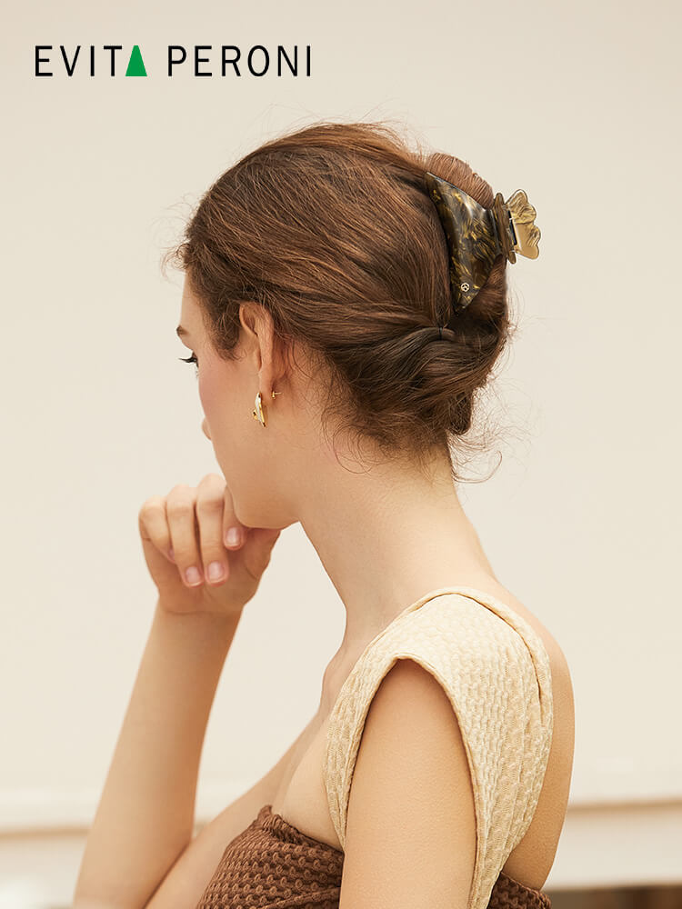 Leann Large Hair Claw - EVITA PERONI OFFICIAL