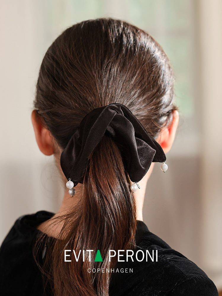 Cody Large Velvet Scrunchies - EVITA PERONI OFFICIAL