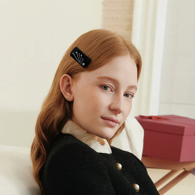 Claire Velvet Snap Clip - EVITA PERONI OFFICIAL