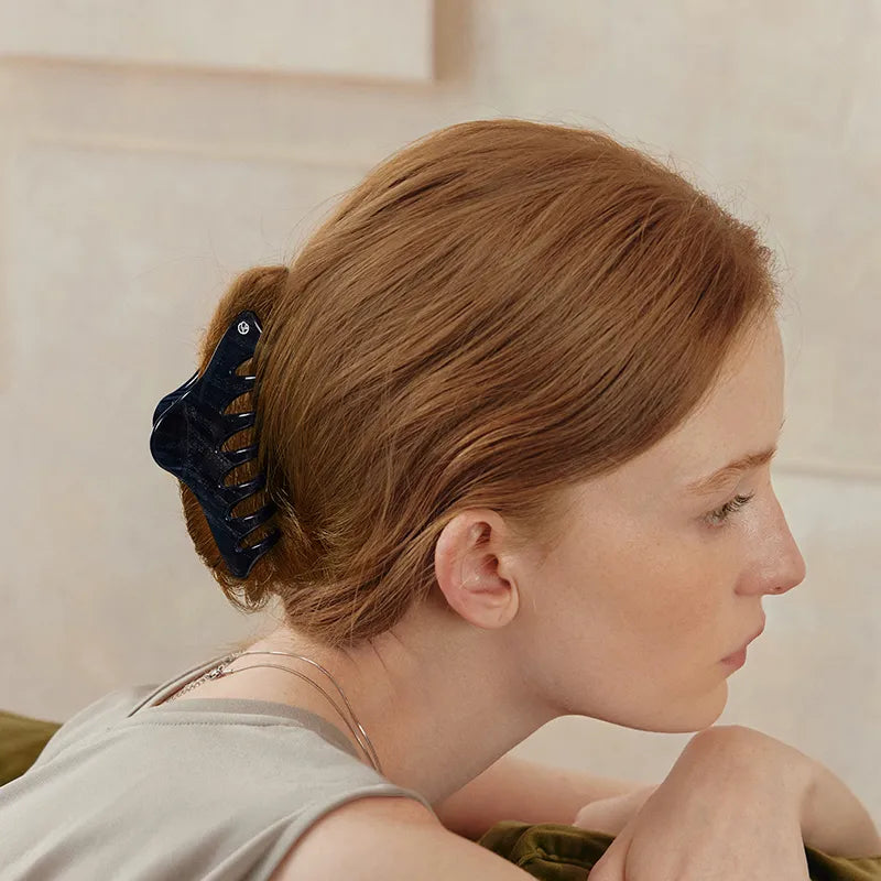 Caslida Large Hair Claw - EVITA PERONI OFFICIAL