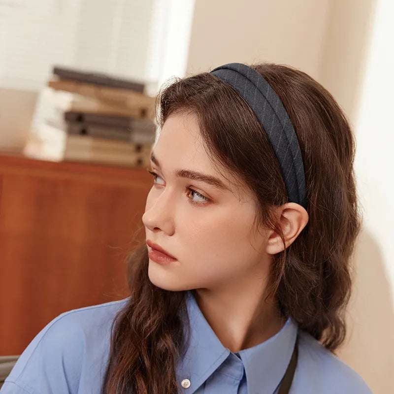 Maeve Gray Palette Headband in Suiting Fabric - EVITA PERONI OFFICIAL