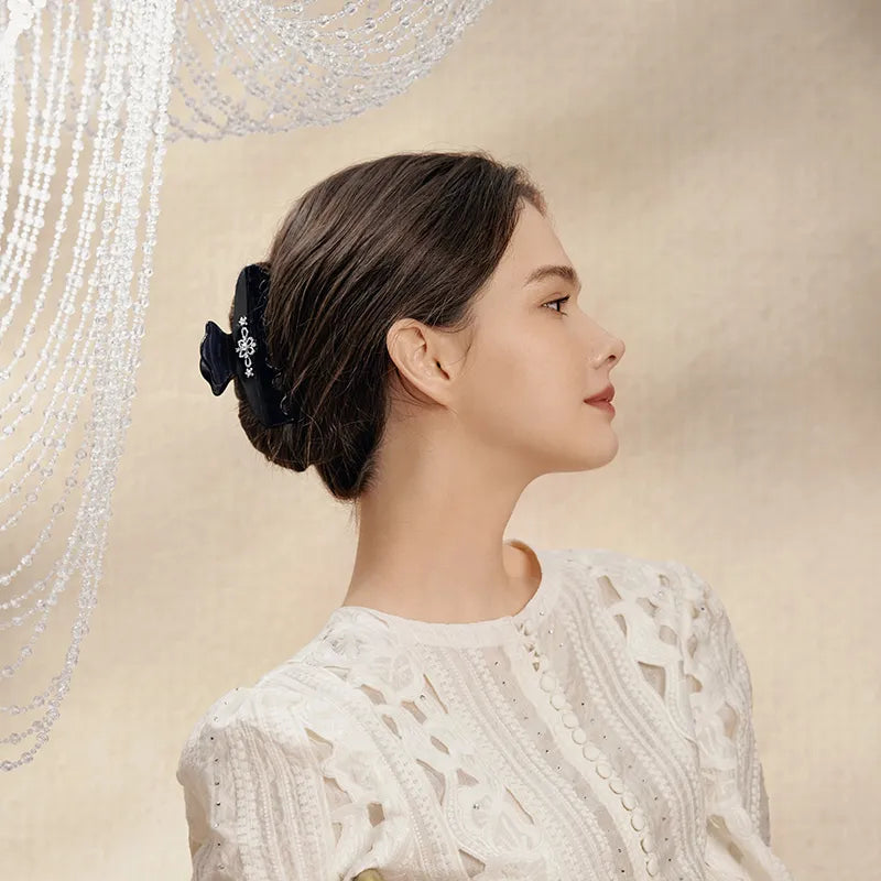 Classical New Era Tia Crystal XL Hair Claw - EVITA PERONI OFFICIAL