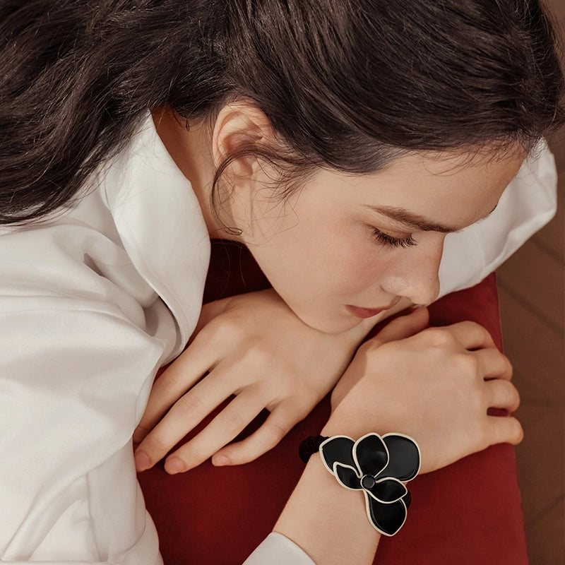 Aranya Flower Hiar Tie - EVITA PERONI OFFICIAL