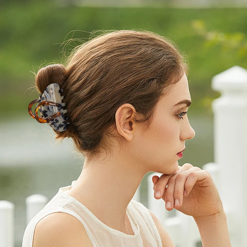 Bonnie Large Hair Claw - EVITA PERONI OFFICIAL