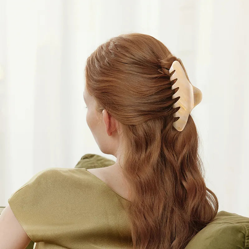 Caslida Large Hair Claw - EVITA PERONI OFFICIAL