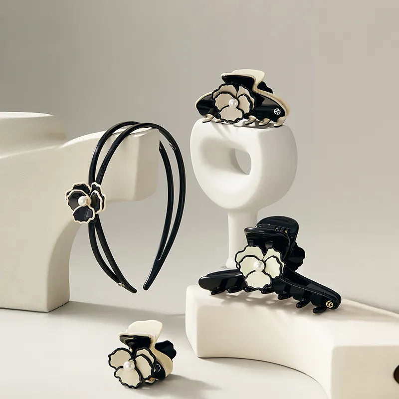 Viola in Moon-Isabella Series - EVITA PERONI OFFICIAL