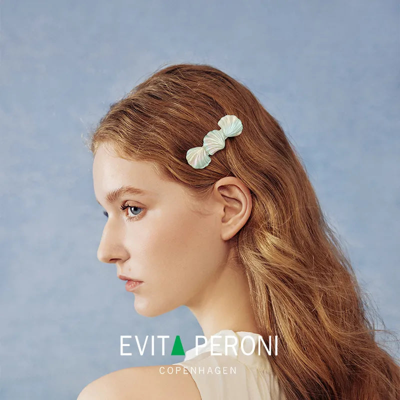 Seashell Zoey Pelican Clip - EVITA PERONI OFFICIAL