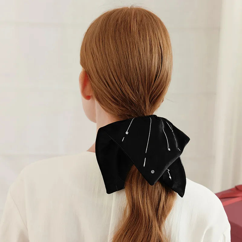 Claire Velvet Large Scrunchi - EVITA PERONI OFFICIAL