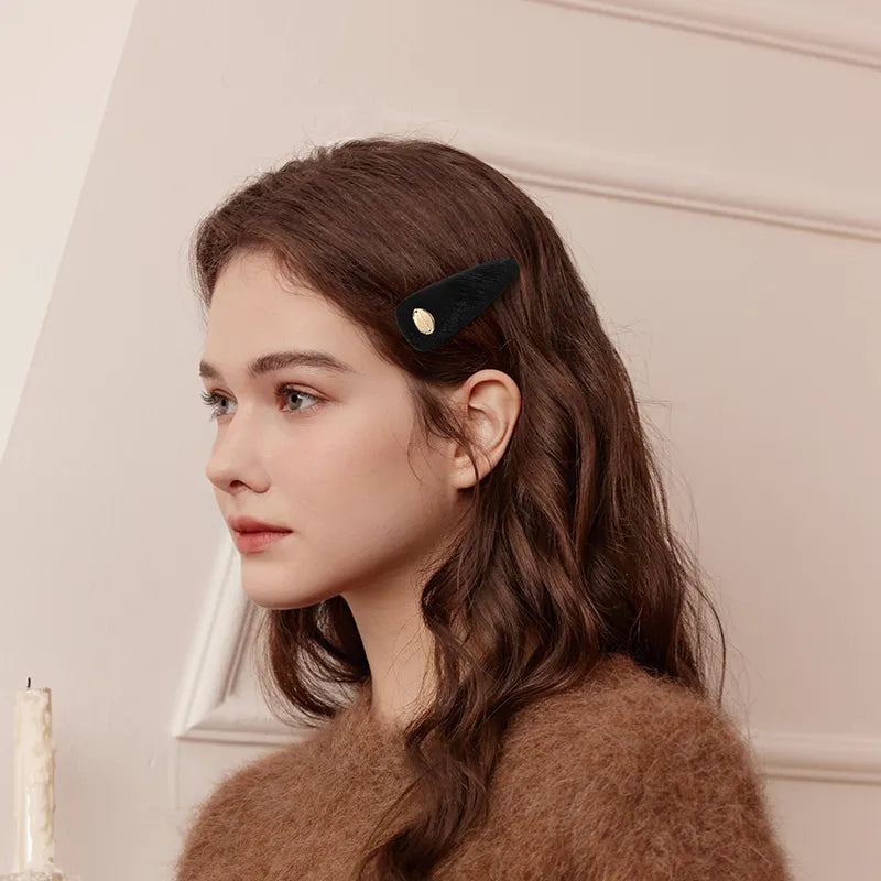 Cassia Velvet Snap Clip - EVITA PERONI OFFICIAL