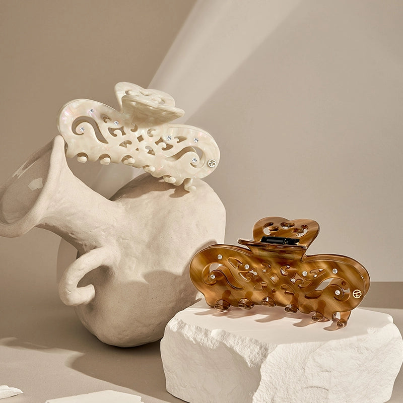 Abigail XL Hair Claw - EVITA PERONI OFFICIAL