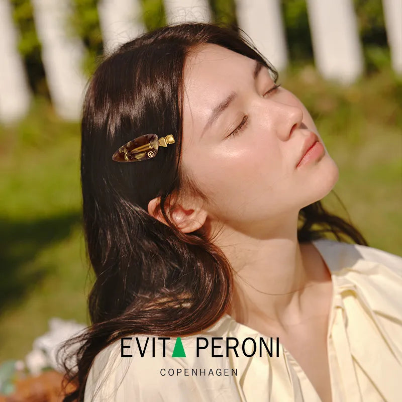 Helen Pelican Jaw Clip - EVITA PERONI OFFICIAL