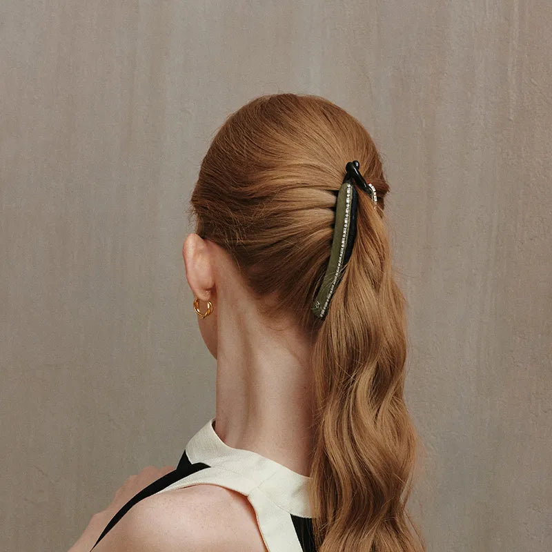 Eileen Diamond Chain Banana Clip - EVITA PERONI OFFICIAL