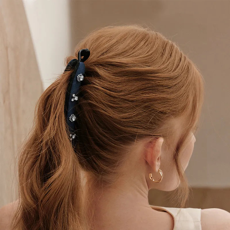 Eileen Crystal Velvet Banana Clip - EVITA PERONI OFFICIAL