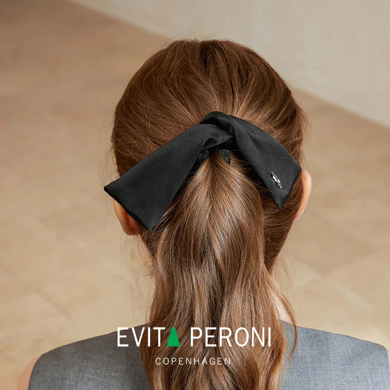 Clara Bendable Bow Shape Banana Clip - EVITA PERONI OFFICIAL
