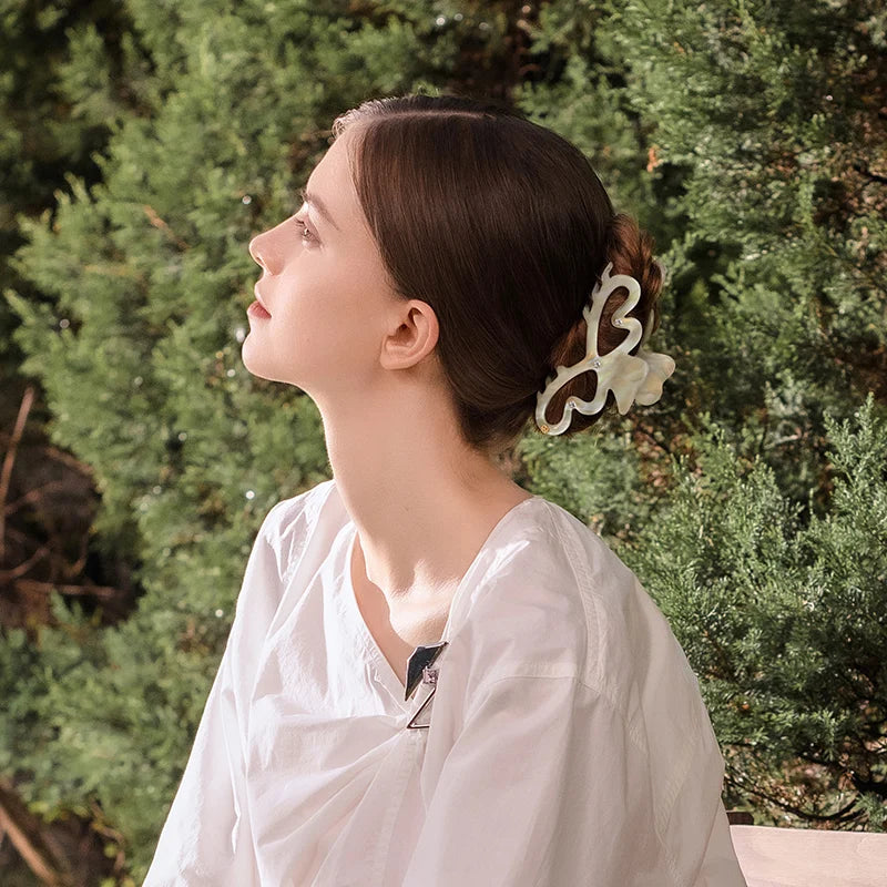 Hayley XL Hair Claw - EVITA PERONI OFFICIAL