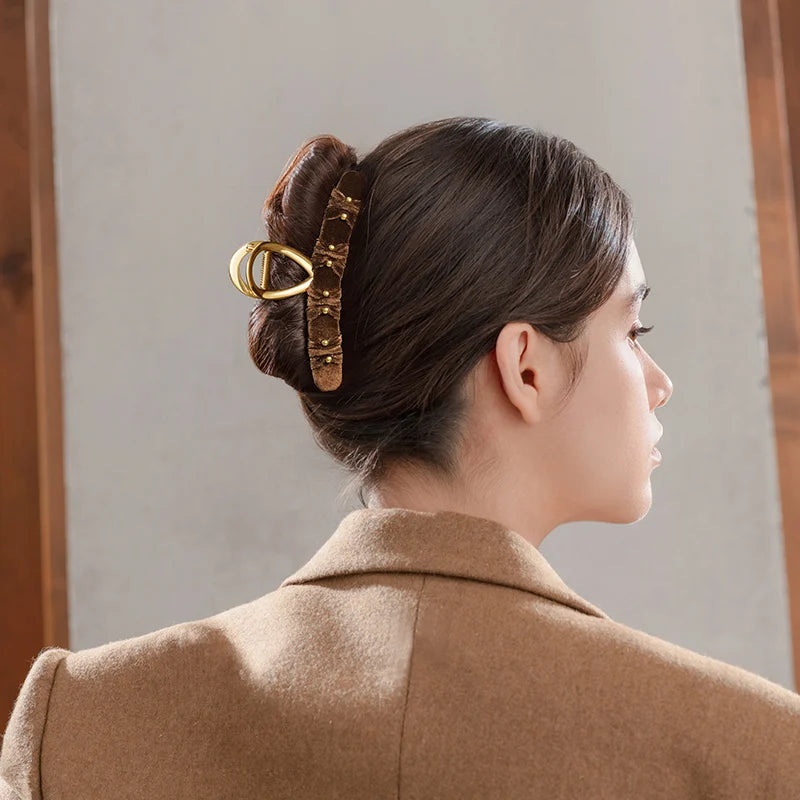 Abigale Large Hair Claw - EVITA PERONI OFFICIAL