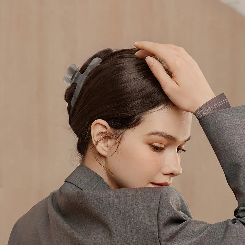 Grey Style Freya XL Hair Claw - EVITA PERONI OFFICIAL