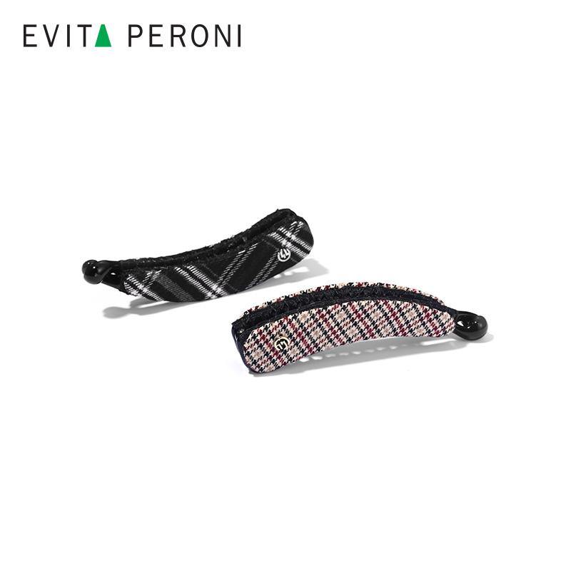 Banana Clip - EVITA PERONI OFFICIAL