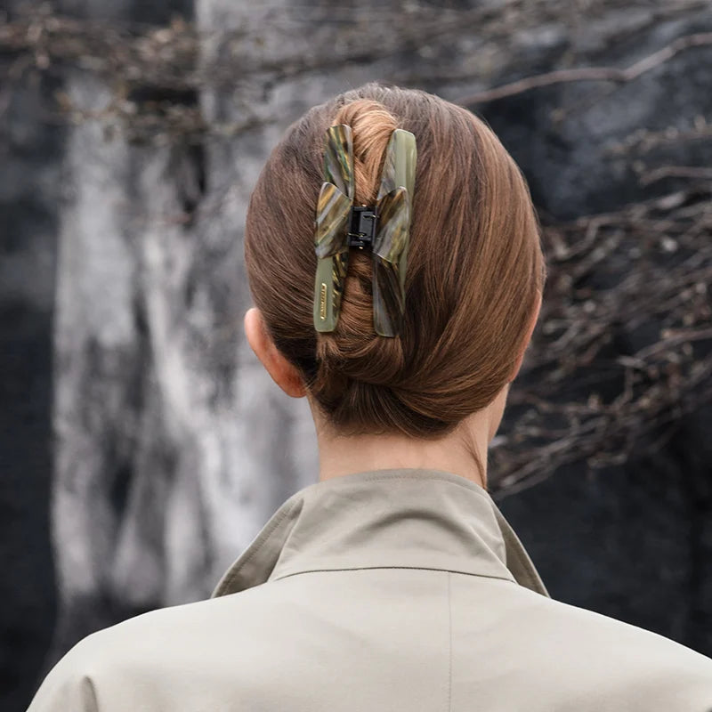 Rosalie Large Hair Claw - EVITA PERONI OFFICIAL