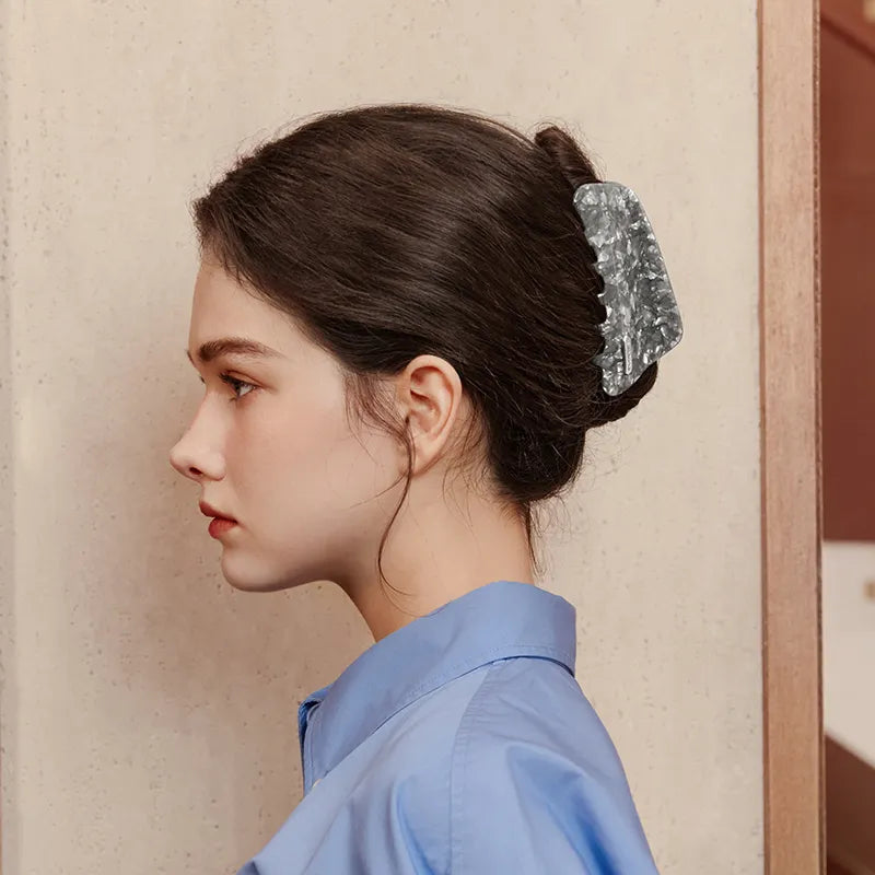 Grey Style Freya Geometric XL Hair Claw - EVITA PERONI OFFICIAL