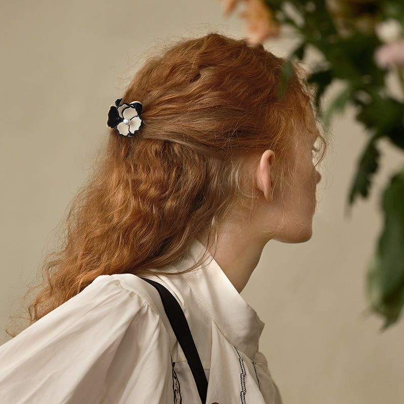 Isabella Mini Hair Claw - EVITA PERONI OFFICIAL