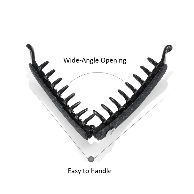 Maeve Banana Clip in Suiting Fabric - EVITA PERONI OFFICIAL